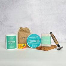 Load image into Gallery viewer, Winter pamper bundle with storm grey bamboo razor, soy wax candle, natural moisturiser, soap dish and more shaving accessories - Shoreline Shaving
